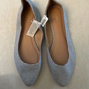 New Size 10 Striped Flats